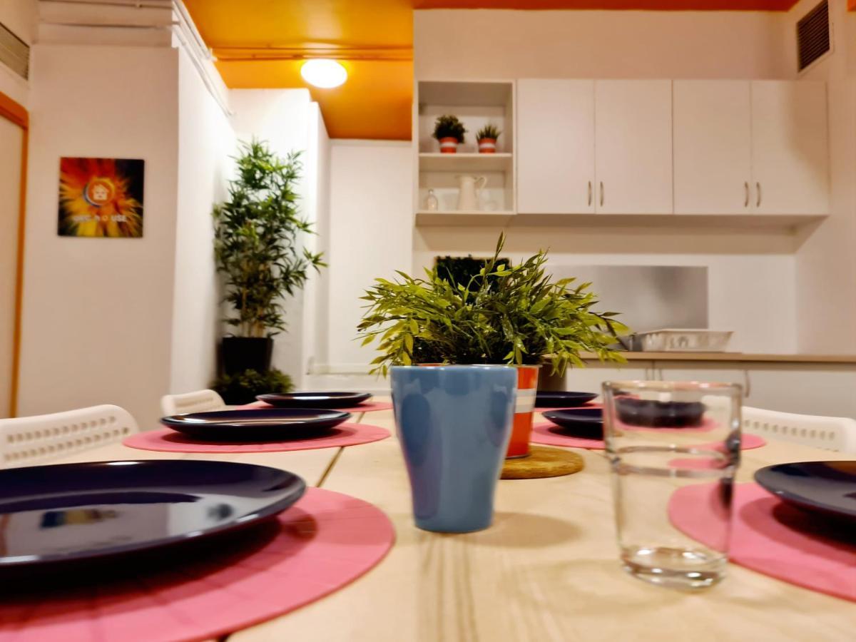 Arc House Gracia Hostel Barcelona Kültér fotó