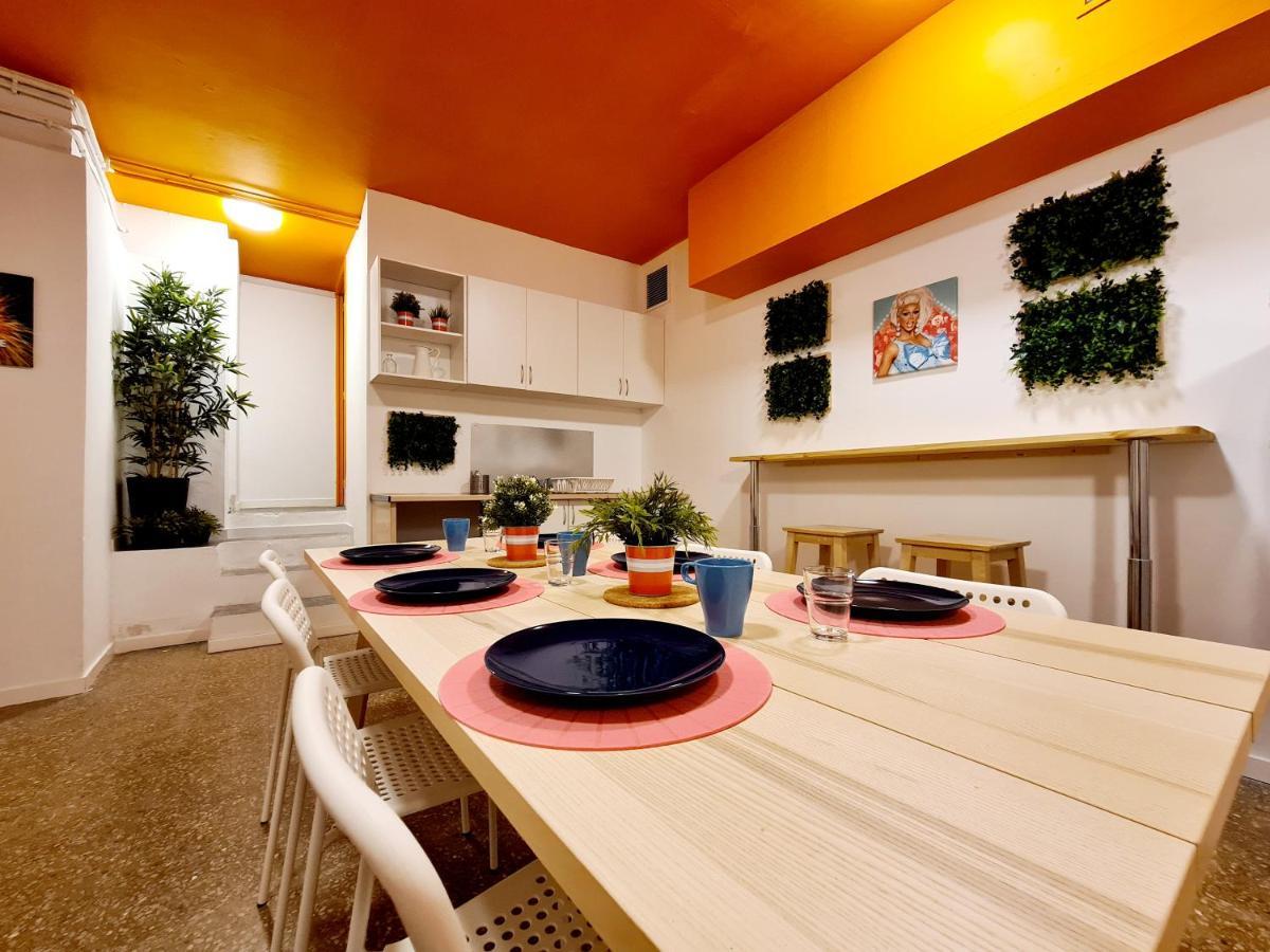 Arc House Gracia Hostel Barcelona Kültér fotó