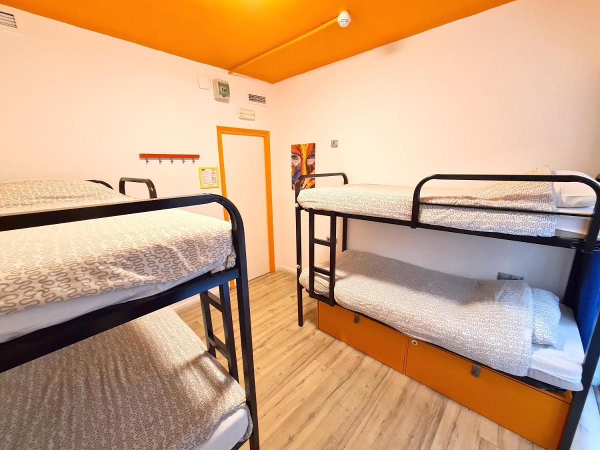 Arc House Gracia Hostel Barcelona Kültér fotó